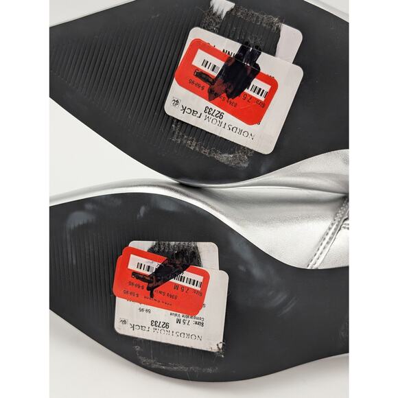 Abound Erinn Pointed Toe Heel Boot Women's Silver Metallic Size US7.5M EU38 - Picture 10 of 14